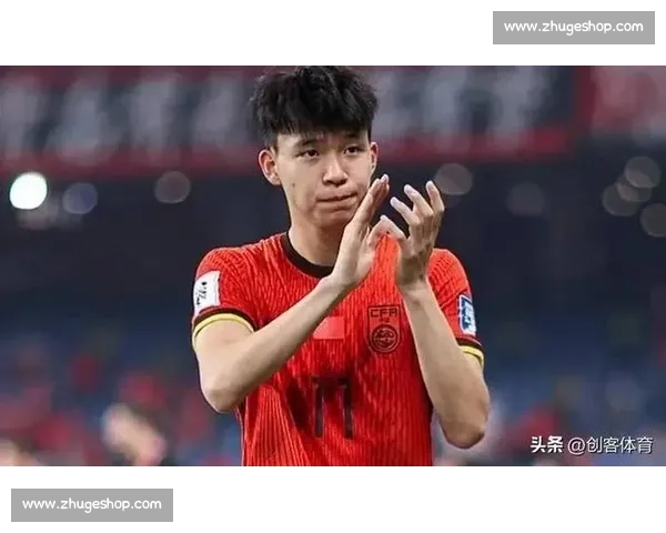 哨响球碎！中超争议判罚惹毛王钰栋，业余操作再引怒潮